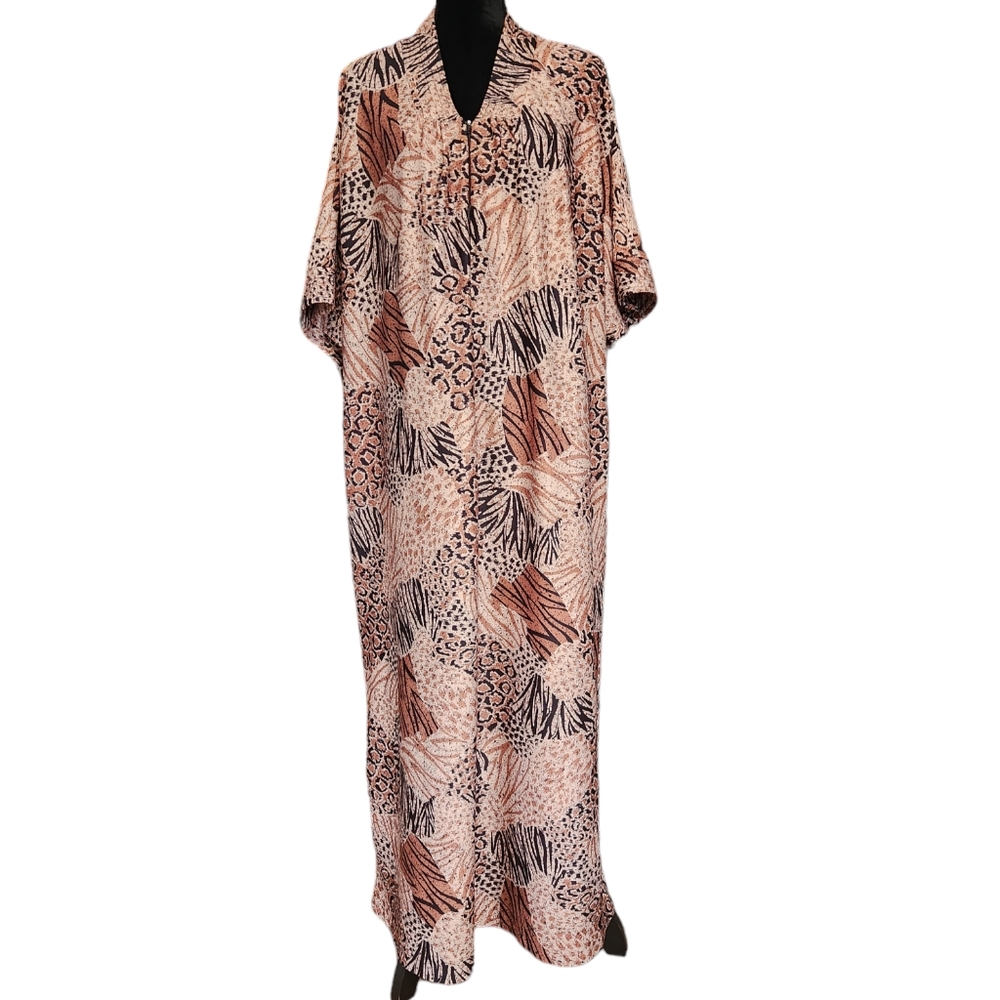 Vintage 70s Roaman's Animal Print House Coat Gown